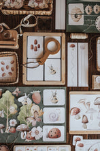 Load image into Gallery viewer, NATURE SCIENCE MORNING BASKET