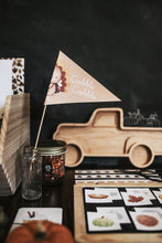 Load image into Gallery viewer, THANSKGIVING MORNING BASKET