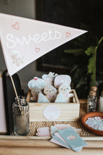 Load image into Gallery viewer, NUTCRACKER LAND OF SWEETS DRAMATIC PLAY SET