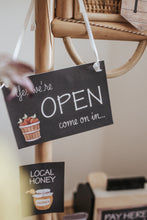 Load image into Gallery viewer, FARMERS MARKET DRAMATIC PLAY SET