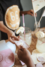 Load image into Gallery viewer, LEMONADE STAND DRAMATIC PLAY SET