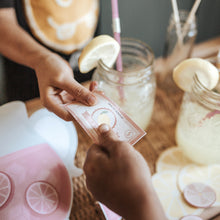 Load image into Gallery viewer, LEMONADE STAND DRAMATIC PLAY SET
