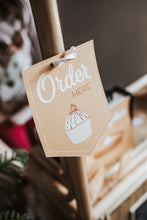 Load image into Gallery viewer, PIE STAND DRAMATIC PLAY SET