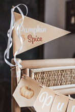 Load image into Gallery viewer, PIE STAND DRAMATIC PLAY SET