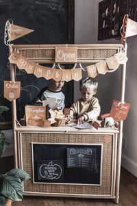 PIE STAND DRAMATIC PLAY SET