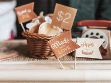 Load image into Gallery viewer, PIE STAND DRAMATIC PLAY SET