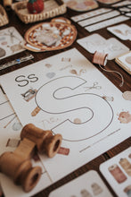 Load image into Gallery viewer, TEXTILES MORNING BASKET