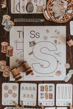 Load image into Gallery viewer, TEXTILES MORNING BASKET