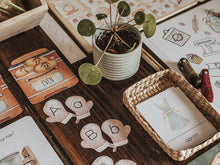 Load image into Gallery viewer, HOME ECONOMICS MORNING BASKET