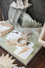 Load image into Gallery viewer, METEOROLOGY MORNING BASKET