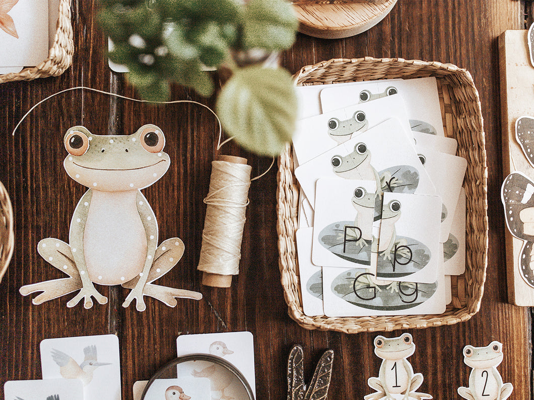 POND LIFE MORNING BASKET