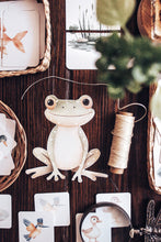 Load image into Gallery viewer, POND LIFE MORNING BASKET
