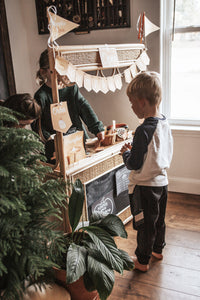 PIE STAND DRAMATIC PLAY SET