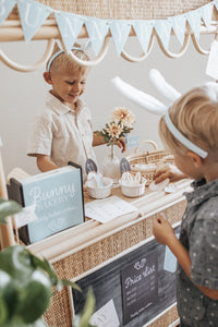 BUNNY BAKERY DRAMATIC PLAY SET